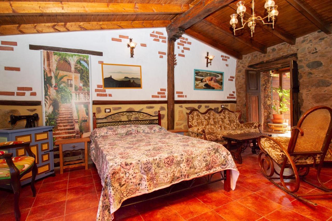 Вілла Casa El Lomito Bajo La Sorrueda Екстер'єр фото